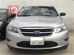 Ford Taurus